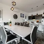 Villa Luka Zadar