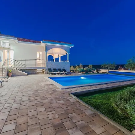 Luka Villa Zadar