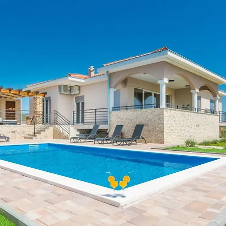 Villa Luka Zadar